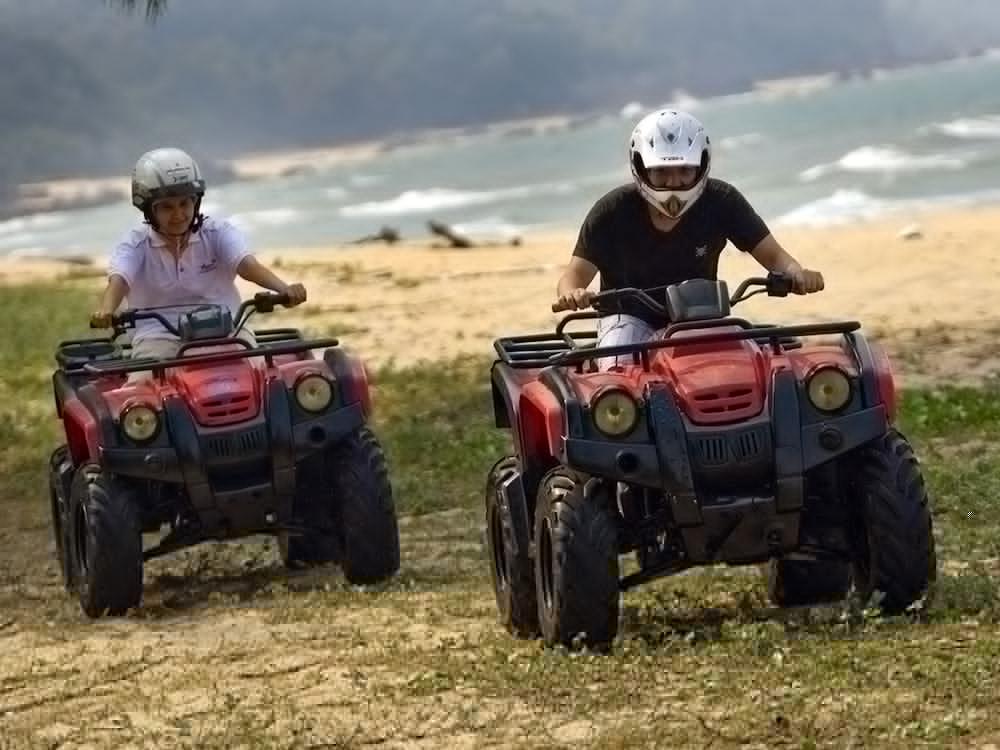 Resorts World Kijal Buitenkant foto ATV riders
