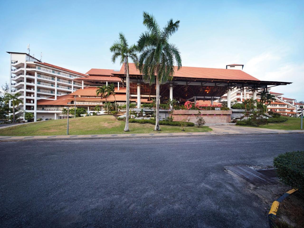 Resorts World Kijal Buitenkant foto The Royal Thai Navy Convention Center